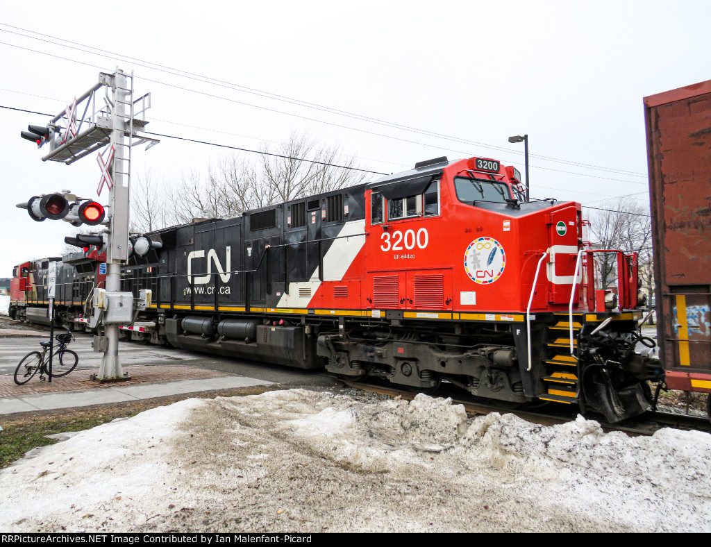 CN 3200